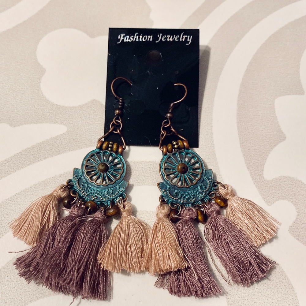 ✨NEW LISTING✨Mauve, purple & teal fringe earrings!